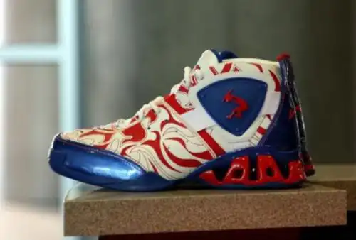 我们在百度国潮季,回忆一段90后李宁往事