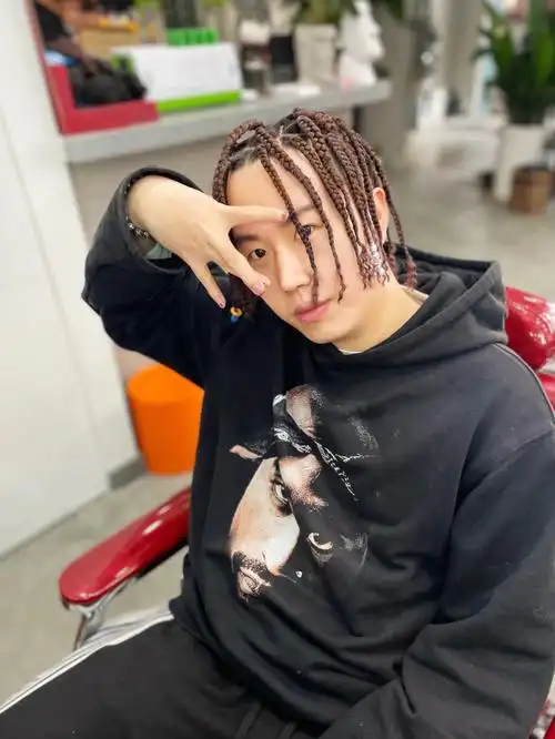 男生三股辫boxbraid