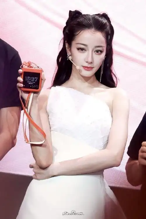 方可给迪丽热巴做的猫耳发型