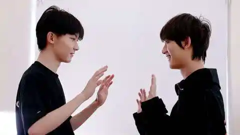 马嘉祺丁程鑫推手画风突变马哥你是放了个太平洋吗