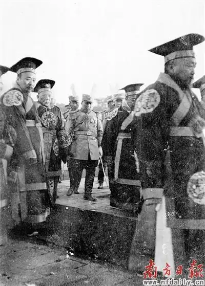 袁世凯到底是窃国大盗,还是共和之功臣?(组图)