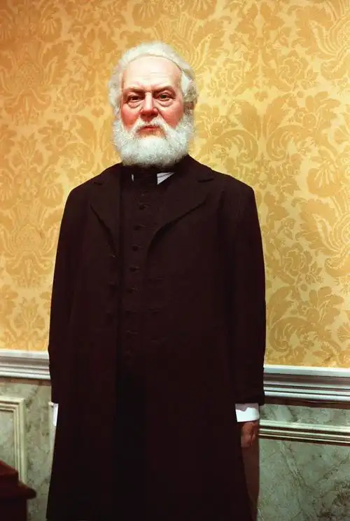 雨果-法国浪漫主义作家