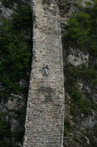 箭扣长城鹰飞倒仰