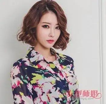 瓜子脸适合梨花头吗 瓜子脸女生梨花头中短发发型图片(2)