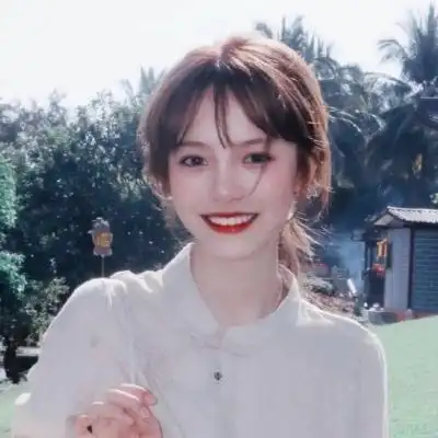 由美头网整理发布,女生头像频道提供更多与爱笑,笑容相关的头像图片