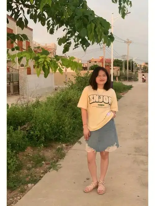 155120斤我太喜欢小城镇的生活啦