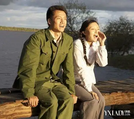 张新建执导,梁晓声编剧,唐曾,傅晶,程皓枫和李欣凌等主演