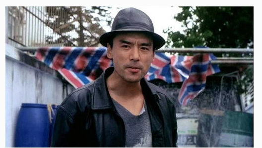 钟镇涛为什么被叫潇洒哥?