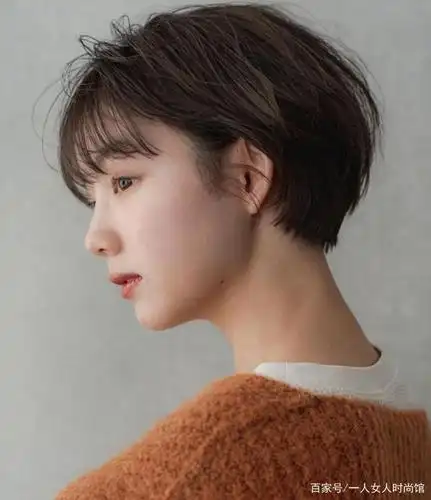 初恋短发没有过时!清爽俏皮很修颜,听说很适合短下巴女生