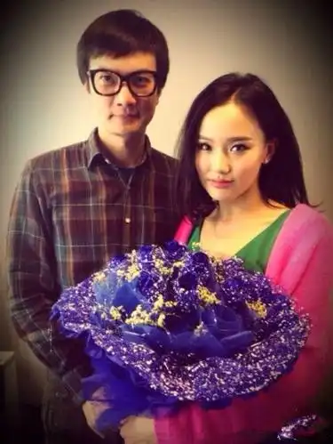 常石磊老婆黄龄潜规则黄龄和老公生活