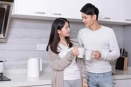 辛巴狗日常夫妻生活图片