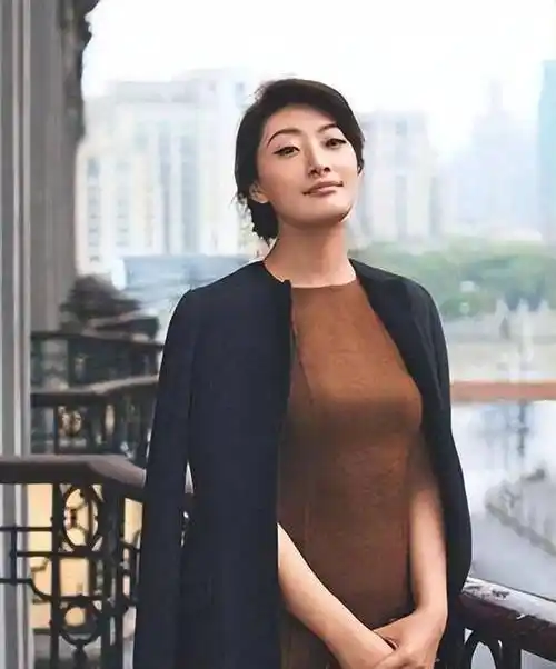 娃哈哈公主宗馥莉近况她变瘦了也会打扮了40岁的她至今未婚