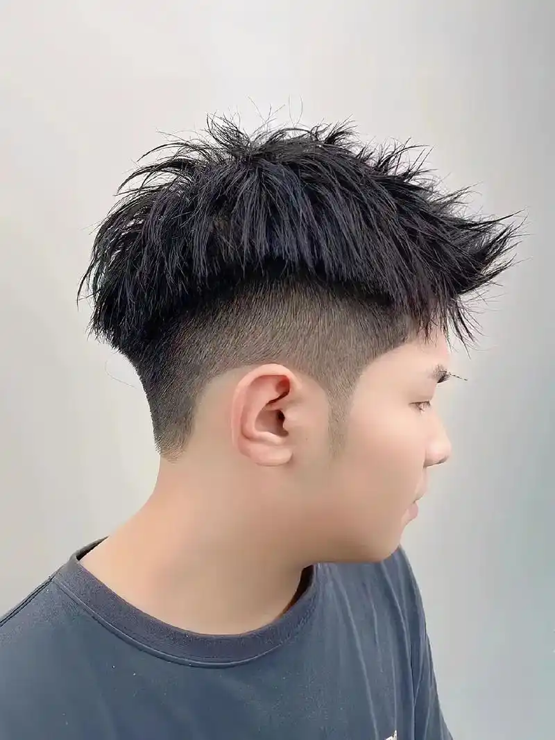 男士前刺发型.个性雅痞前刺发型| 自然好打理 一款干净清爽  - 抖音