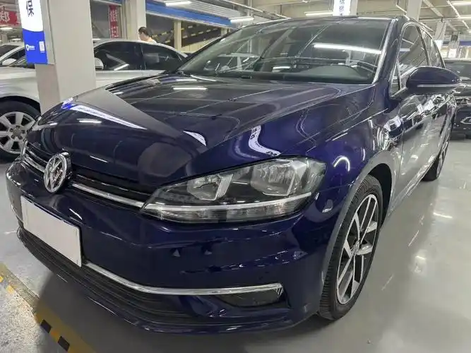 大众高尔夫二手车 8.68万就能回家 还是2020年的