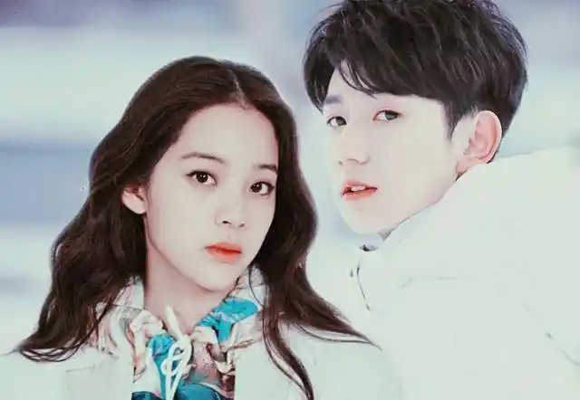 而欧阳娜娜和王源则是成为了学姐学弟的关系,两个人早在之前还没有