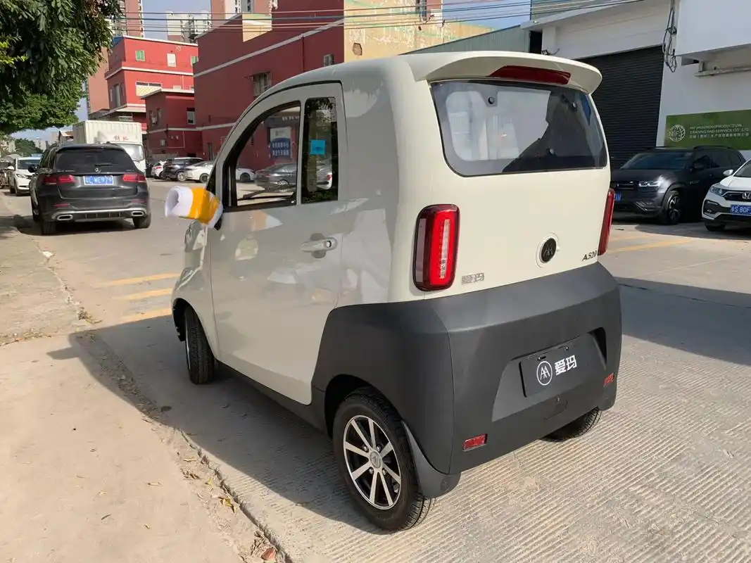 人生第一辆四轮车a520爱玛电动四轮 姐妹们说说你们都是怎么装饰的 一