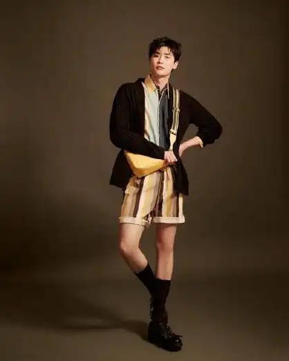 李钟硕腿部线条##李钟硕少年感好绝