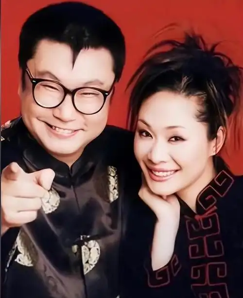 于文华58岁生日之际老搭档尹相杰携妻子提前3天来家祝寿