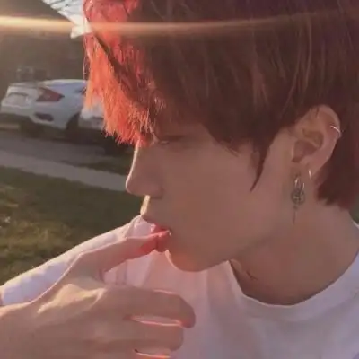 ins个性高冷真人男生酷帅头像