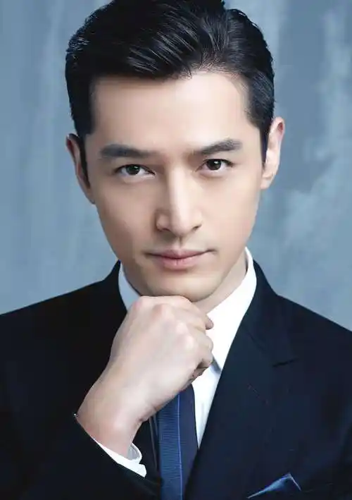 胡歌:银幕瓶颈与微表情之困,18年拍摄的繁华至今没有上映_年龄_角色