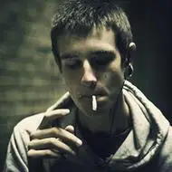 霸气好看的男生吸烟头像帅哥图片