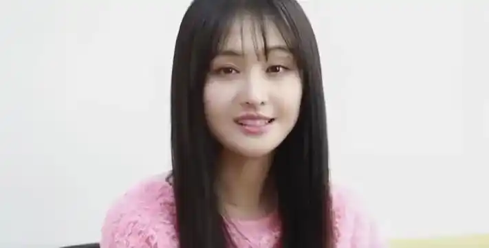 2021年12月16日,松江法院作出一审判决:要求郑爽返还服务费3050万元并