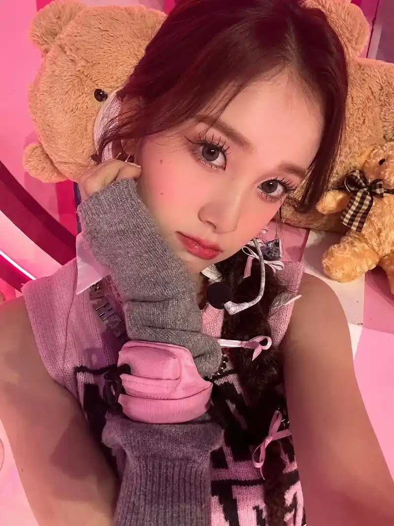 kpop #分享照片 #女团 #stayc #张礼恩 我的 - 抖音