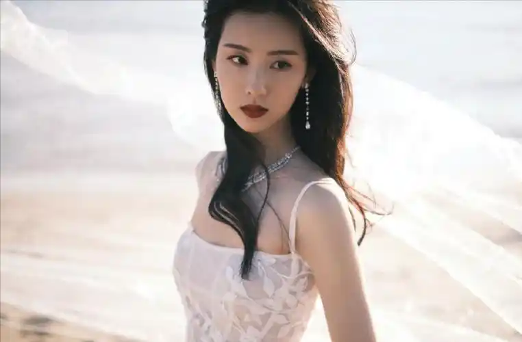 陈都灵有几段感情,她的老公是谁?曾和谁传过绯闻_生活_感觉_刘恺威