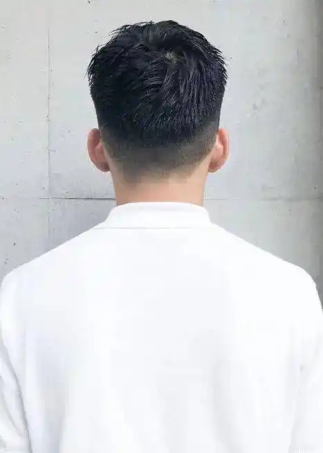 12款男生后脑勺发型留了好帅