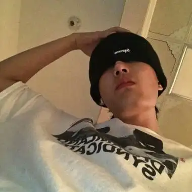 30岁帅哥头像阳光帅气酷