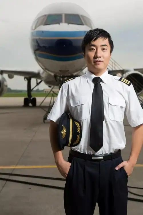 超50万阅读6千点赞北航校友南航刘小鲁机长做对了什么