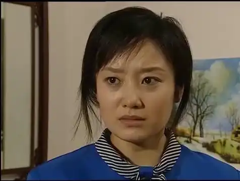 渴望城市:老公欠钱没钱还,小莲被迫向老潘还债!回家嗷嗷哭!