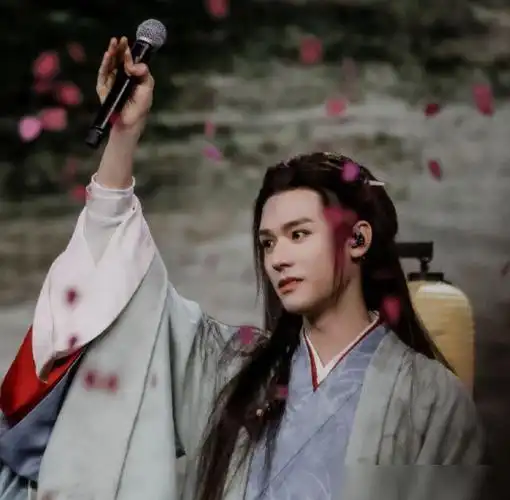 张哲瀚龚俊换头像告别周子舒温客行以梦为马天涯再会