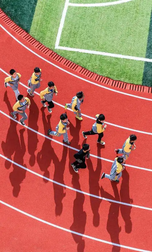 体育课向主课看齐家长希望孩子不是为了应付考试而锻炼