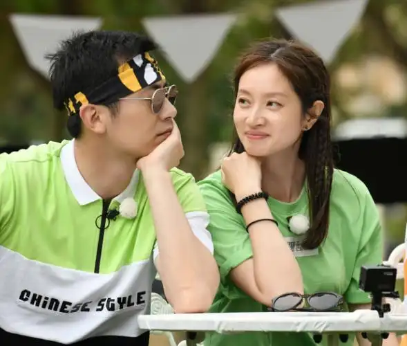 她因戏生情,三年内生两孩,被称为"最干净"的女星,而老公红得一塌糊涂