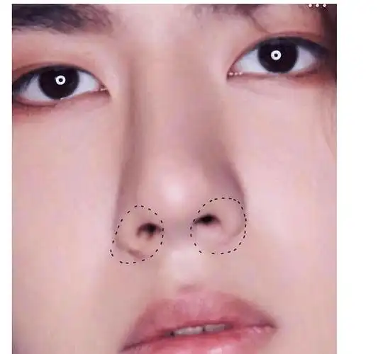 王一博再陷整容风波,14岁旧照被扒鼻子遭吐槽,网友指其判若两人_照片