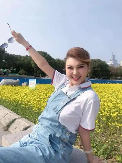 "春分"十里不如你!_乌兰图雅