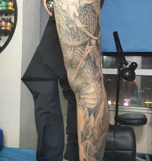 花腿龙去年这个时候做的花腿 _纹身吧社区 - 纹身大咖