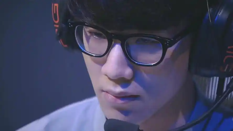 【theshy】生日快乐～是时候放出我的超绝珍藏了 配上让他降落 绝