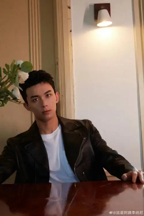 吴磊影子侧颜##电影不虚此行