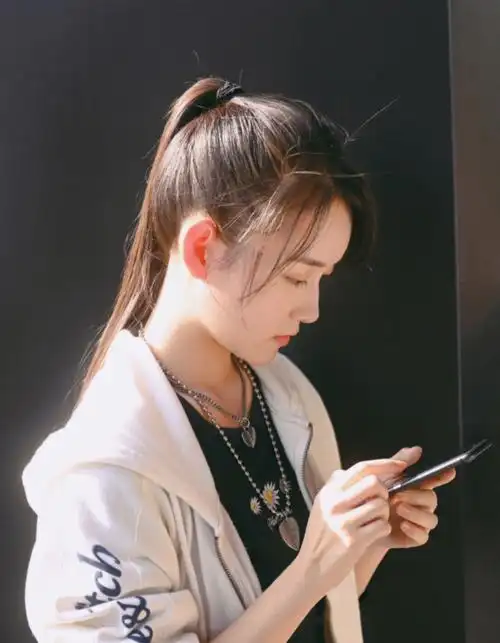 甜美可爱女明星