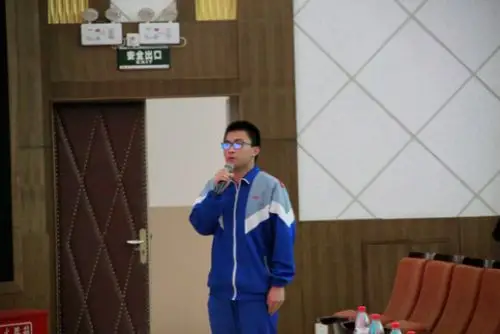 我校与北京市西城外国语学校顺利开展共建友好合作活动