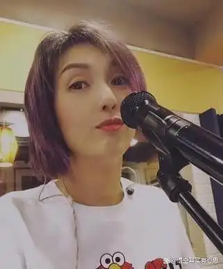 "赌命生子"的杨千嬅,医生在一堆肿瘤中"夹"出孩子,令人心疼