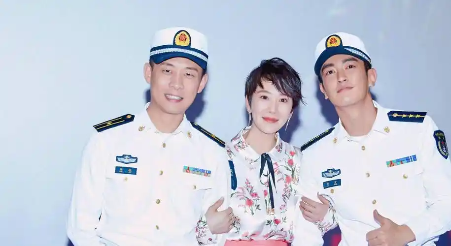 张译:7岁救了全家人,守候植物人初恋10年,妻子二婚带娃还丁克_郭娜