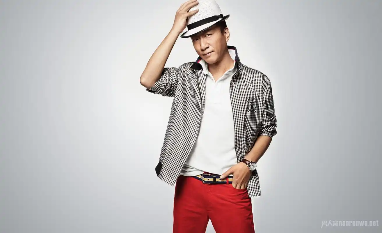 娱乐圈四大颜值不够演技来凑的男星,张译黄渤上榜,最后1位是他