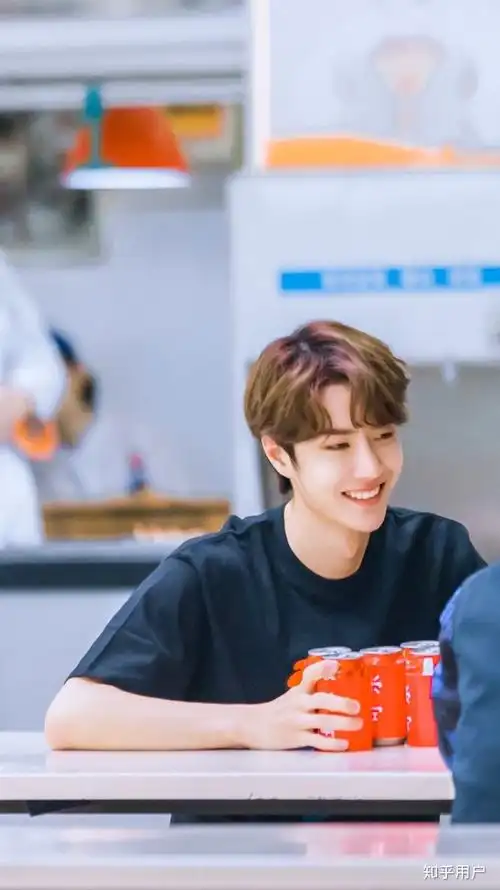 大家有没有王一博那种比较奶的图啊