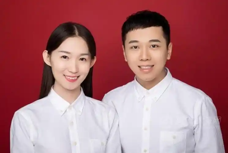 【结婚证件照免费拍】