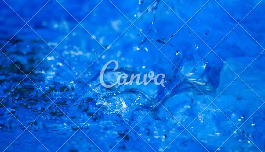 蓝色泡泡太空水滴风透明清新抽象干净特写图片