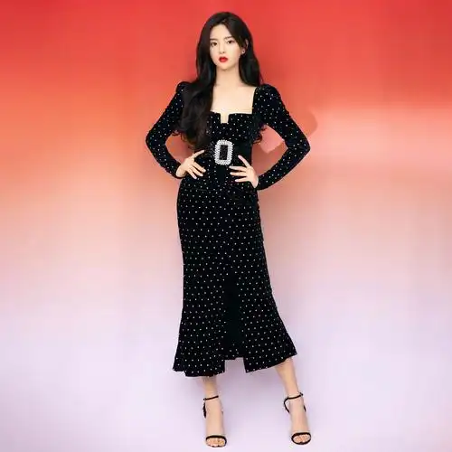 阚清同款宴会连衣裙长袖气质烫钻丝绒明星超越连衣裙