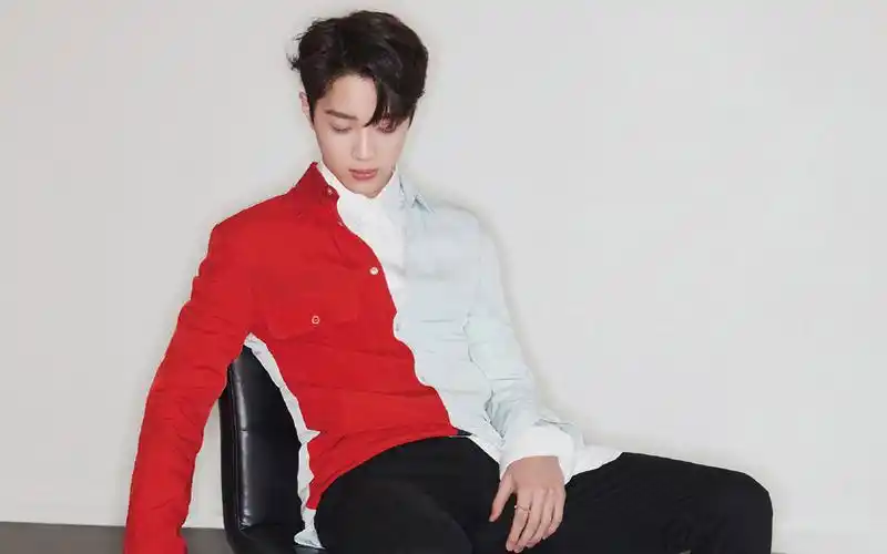 赖冠霖时尚写真高清桌面壁纸